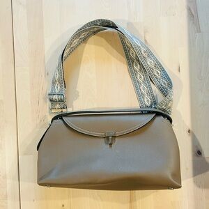 TOTEME T-Lock Grained-Leather Clutch Bag - Desert - Made in Italy